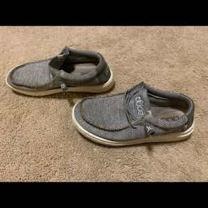 Mens or women’s breathable Heydudes